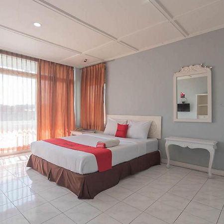 Reddoorz At Jalan Raya Lembang Otel Padasul Dış mekan fotoğraf