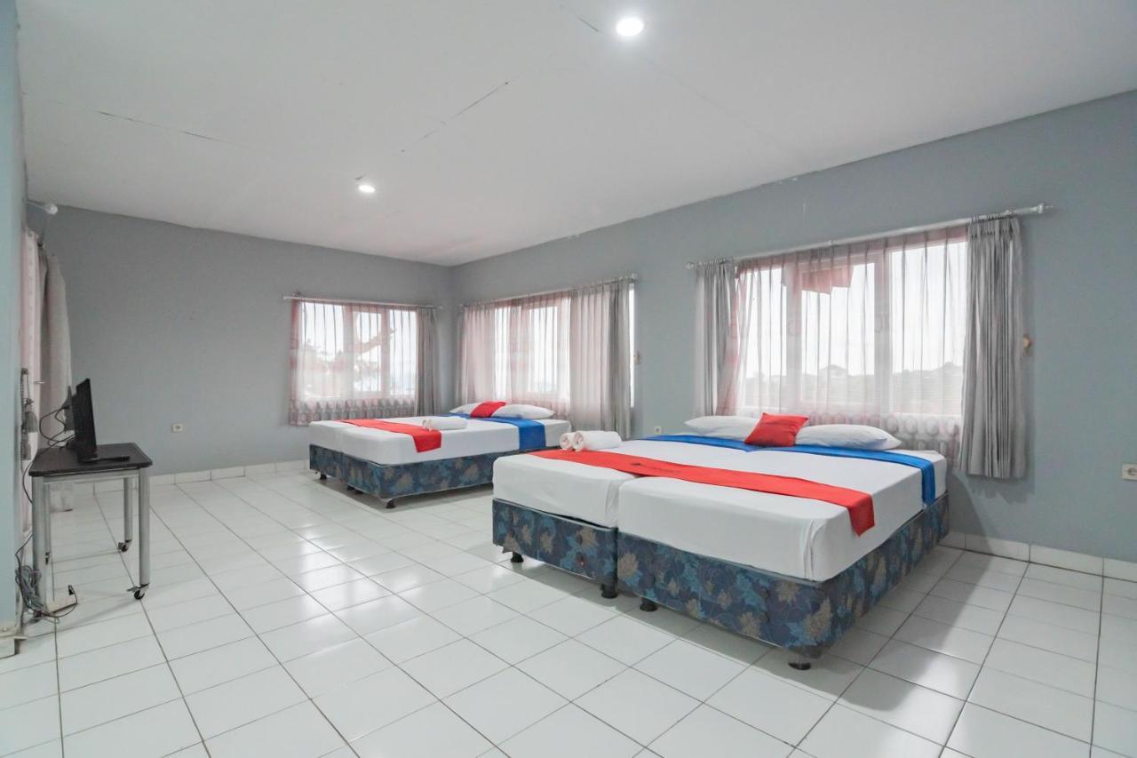 Reddoorz At Jalan Raya Lembang Otel Padasul Dış mekan fotoğraf