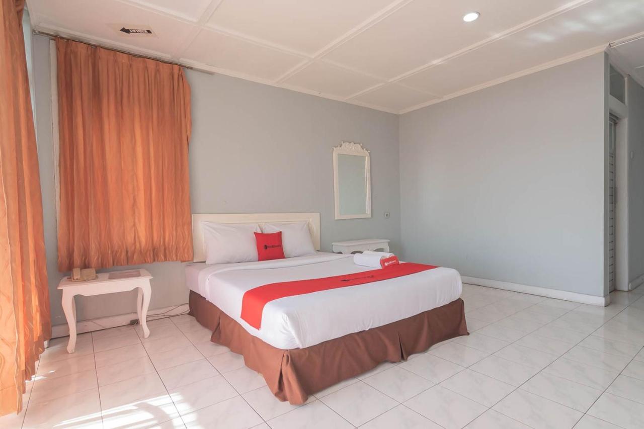 Reddoorz At Jalan Raya Lembang Otel Padasul Dış mekan fotoğraf